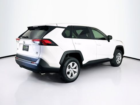 Used 2025 Toyota RAV4 LE image 9