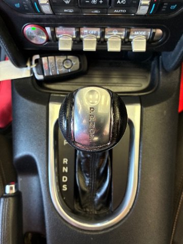 Used 2022 Ford Mustang Premium RWD image 23