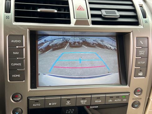 Used 2019 Lexus GX 460 Premium w/ Premium Package image 22