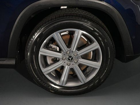 Used 2021 Mercedes-Benz GLS 450 4MATIC image 27