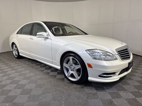 Used 2010 Mercedes-Benz S 550 4MATIC image 10