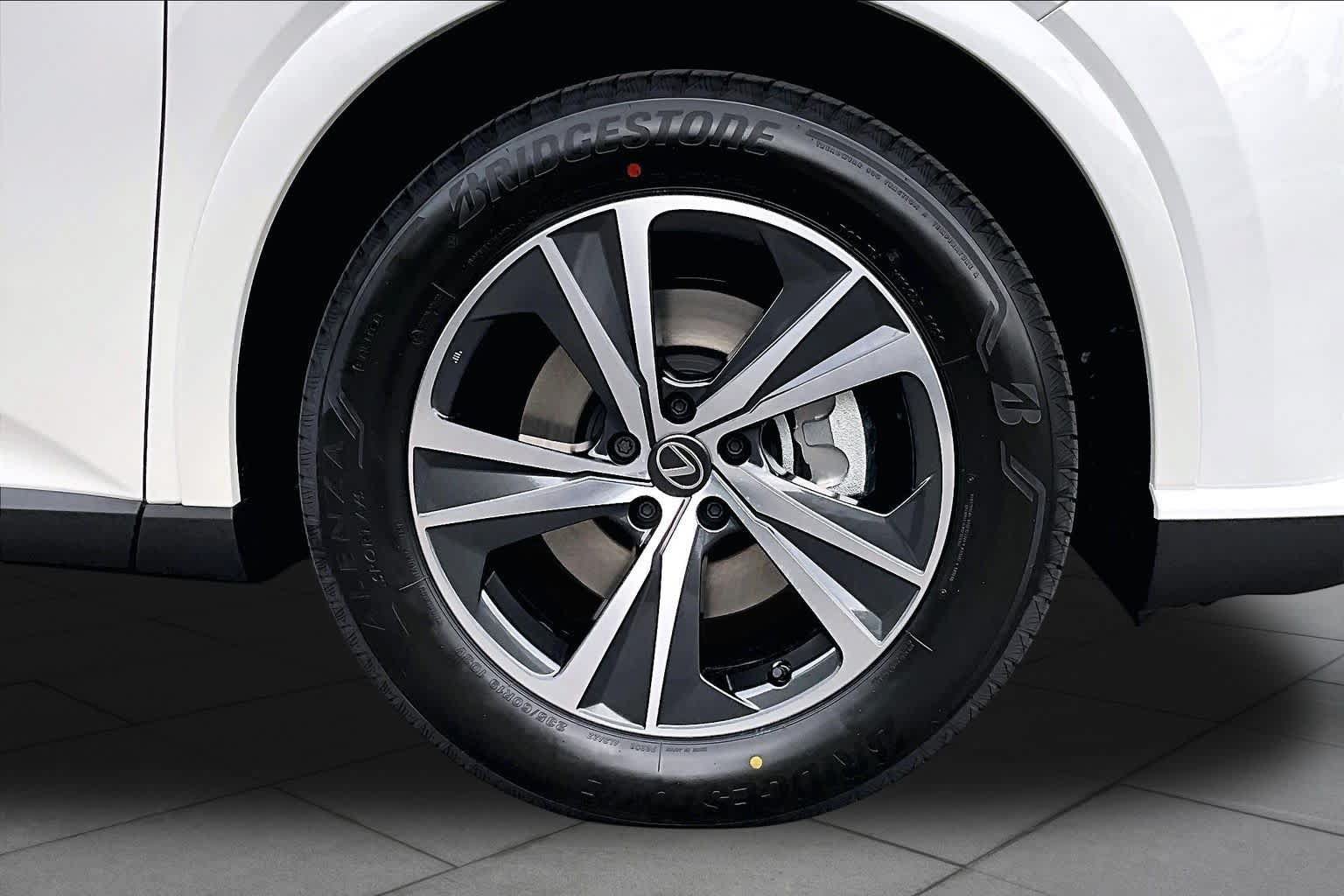 New 2026 Lexus RX 350 Premium FWD image 9