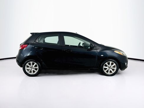Used 2014 MAZDA MAZDA2 Touring FWD image 10