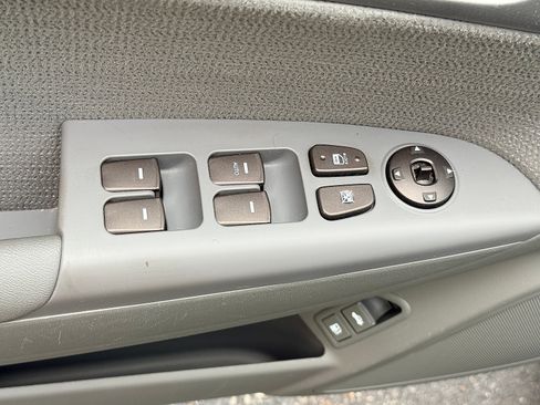 Used 2009 Hyundai Sonata GLS FWD image 19
