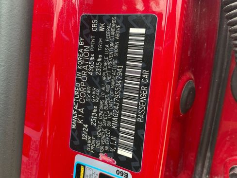 Used 2025 Kia K5 LXS image 32