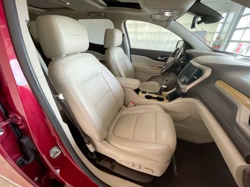 Used 2019 GMC Acadia Denali w/ Technology Package image 26