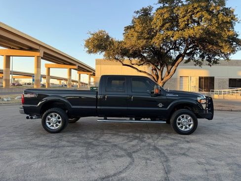 Used 2014 Ford F350 Lariat w/ Lariat Ultimate Package image 4