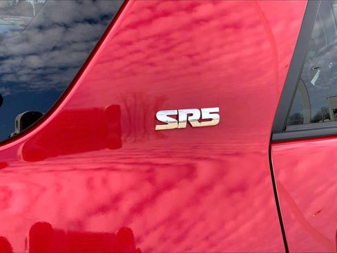 Used 2024 Toyota 4Runner SR5 image 10