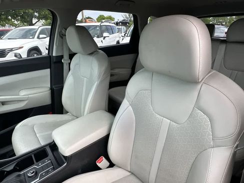 Used 2022 Kia Sorento S FWD image 21