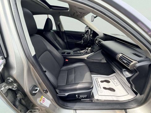 Used 2016 Lexus IS 300 AWD w/ Premium Package image 29