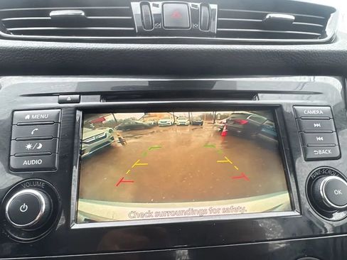 Used 2022 Nissan Rogue Sport S AWD/4WD image 28