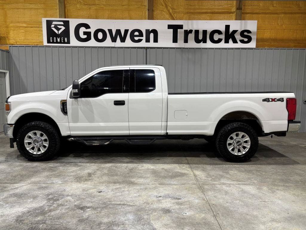 Used 2020 Ford F250 XLT w/ XLT Value Package AWD/4WD image 2