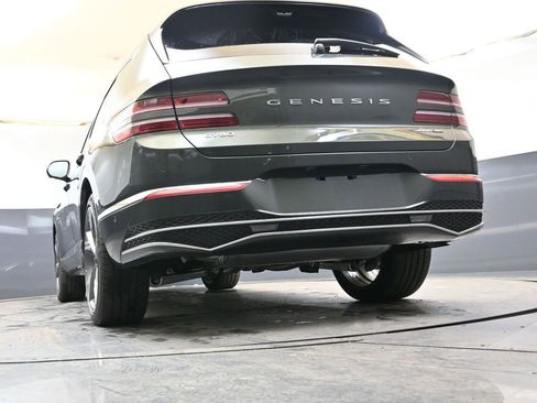 Used 2025 Genesis GV80 3.5T Prestige image 33