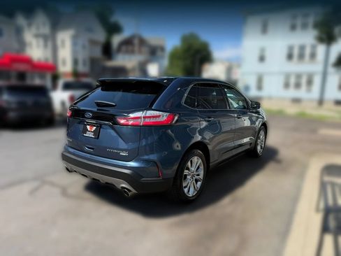 Used 2019 Ford Edge Titanium w/ Cold Weather Package AWD/4WD image 6