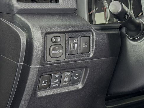 Used 2023 Toyota 4Runner Limited AWD/4WD image 10
