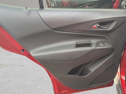 Used 2024 Chevrolet Equinox LT image 13