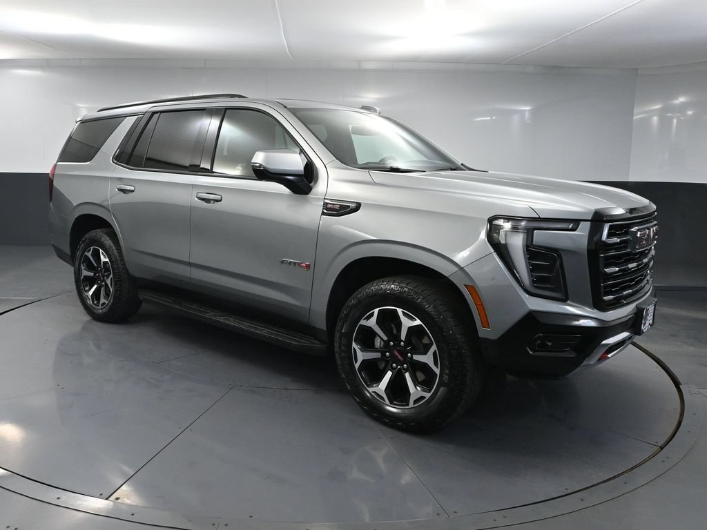 Used 2025 GMC Yukon AT4 AWD/4WD image 1