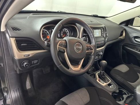 Used 2014 Jeep Cherokee Latitude image 13