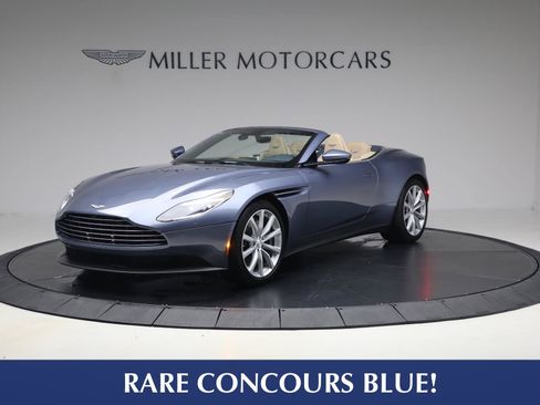 Used 2022 Aston Martin DB11 Volante RWD image 1