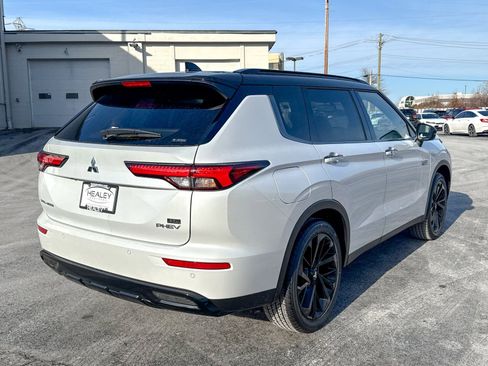 New 2025 Mitsubishi Outlander SEL Black Edition image 7