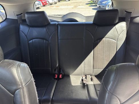 Used 2010 Buick Enclave CXL w/ Trailering Provision Package AWD/4WD image 13