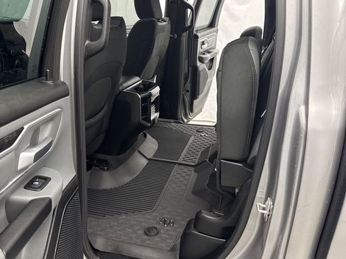 Used 2021 RAM 1500 Big Horn image 38