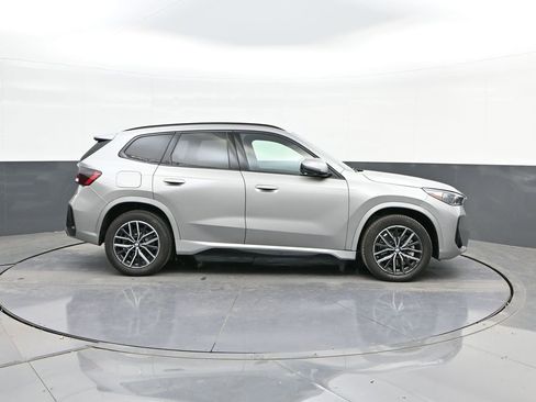 Used 2025 BMW X1 xDrive28i w/ M Sport Package image 24