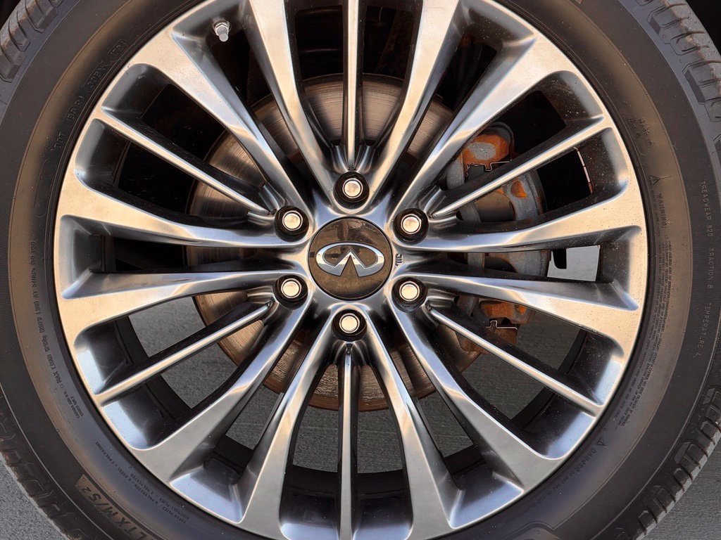 Used 2019 INFINITI QX80 Luxe w/ 22" Wheel Package AWD/4WD image 14
