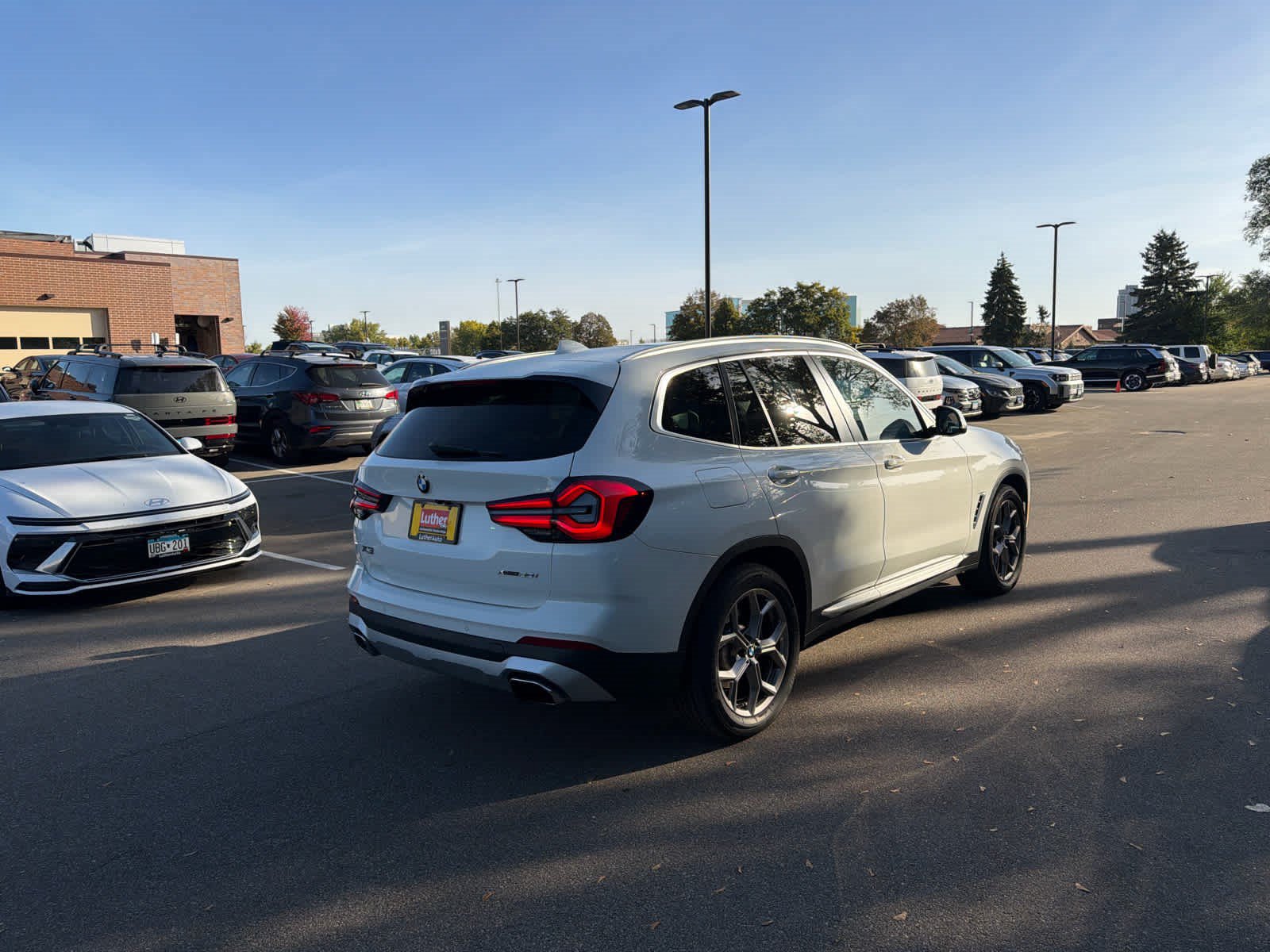 Used 2022 BMW X3 xDrive30i AWD/4WD image 3