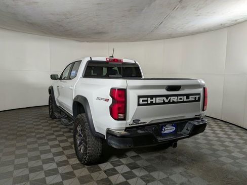Certified 2024 Chevrolet Colorado ZR2 w/ ZR2 Convenience Package III AWD/4WD image 4