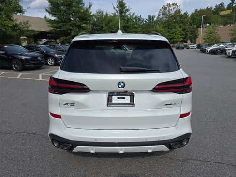 New 2026 BMW X5 xDrive40i w/ M Sport Package AWD/4WD image 4
