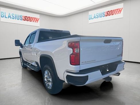 Used 2023 Chevrolet Silverado 2500 High Country image 6