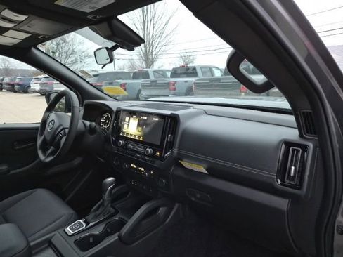 New 2026 Nissan Frontier SV w/ SV Convenience Package image 12