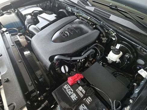 Used 2023 Toyota Tacoma TRD Sport w/ Advanced Technology Package AWD/4WD image 25