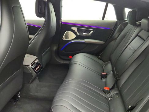 Used 2022 Mercedes-Benz EQS 580 4MATIC Sedan w/ Exclusive Trim Package image 21