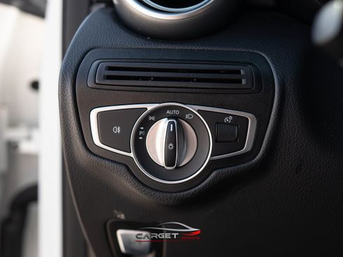 Used 2018 Mercedes-Benz GLC 300 4MATIC Coupe image 39