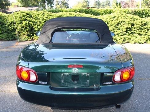 Used 1999 MAZDA MX-5 Miata RWD image 14