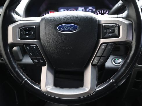 Used 2022 Ford F450 Platinum w/ FX4 Off-Road Package image 18