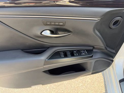 Used 2020 Lexus ES 350 w/ Premium Package FWD image 22