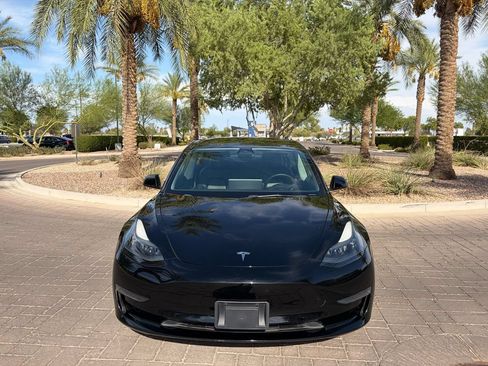 Used 2023 Tesla Model 3 Standard Range RWD image 7
