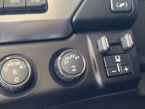 Used 2018 Chevrolet Tahoe Premier w/ Max Trailering Package AWD/4WD image 24