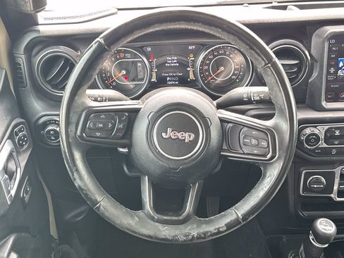 Used 2020 Jeep Gladiator Sport AWD/4WD image 14