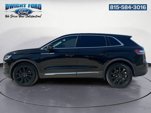 Used 2021 Lincoln Nautilus Reserve w/ Monochromatic Package image 2