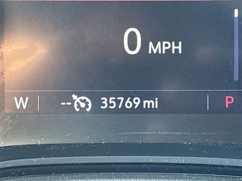 Used 2021 Buick Encore GX Preferred w/ Cold Weather Comfort Package image 12