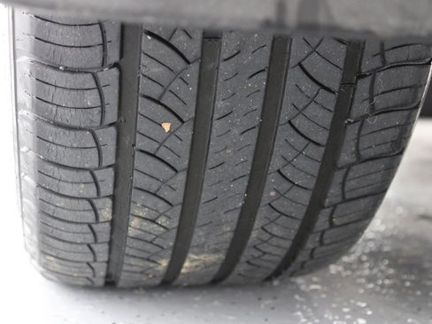 Used 2009 Lexus LX 570 4WD image 82