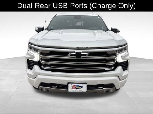 Used 2023 Chevrolet Silverado 1500 High Country w/ Technology Package image 10