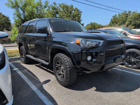 Used 2015 Toyota 4Runner TRD Pro AWD/4WD image 2