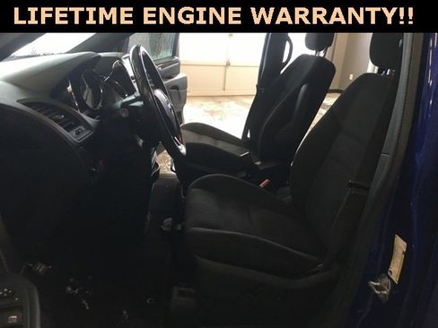 Used 2020 Dodge Grand Caravan SE image 14