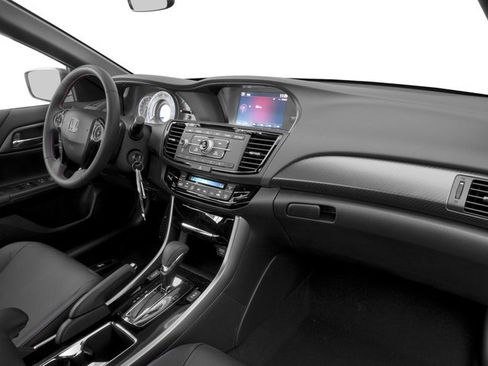 Used 2017 Honda Accord Sport Special Edition image 16