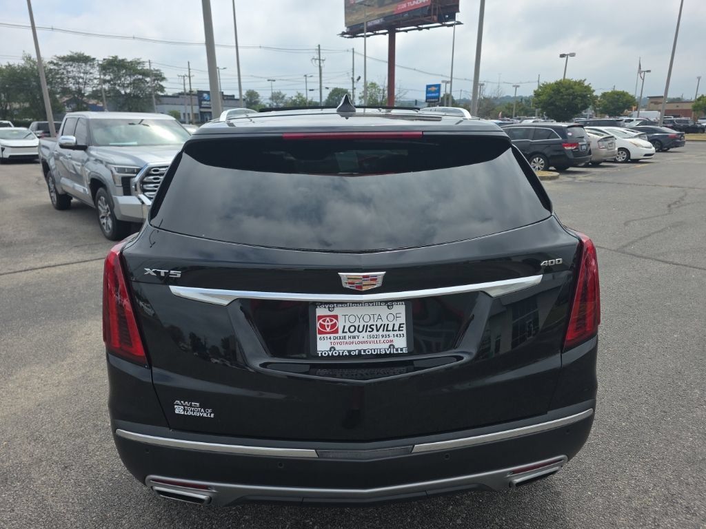 Used 2024 Cadillac XT5 Premium Luxury w/ LPO, Floor Liner Package AWD/4WD image 6